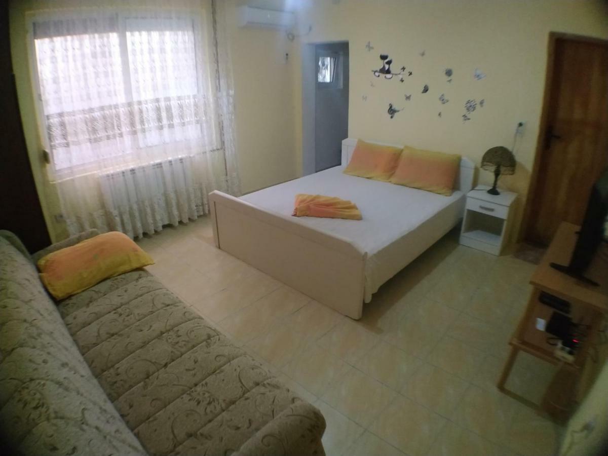 Guest House Vukmarkovic 수토모레 외부 사진
